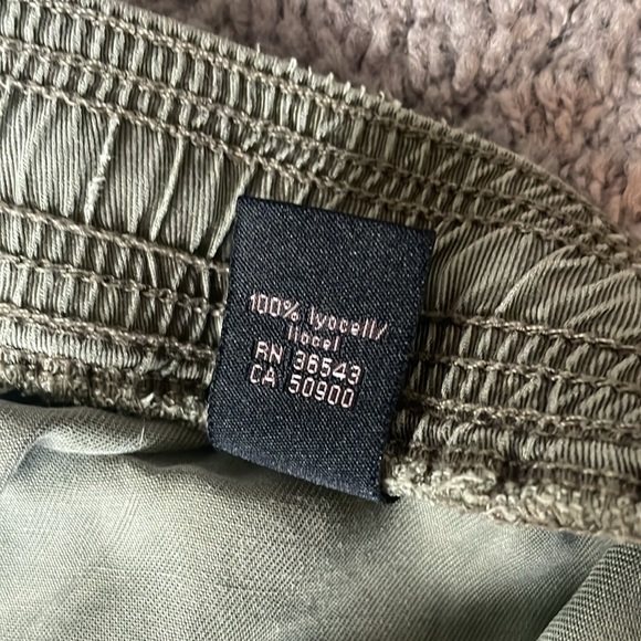 Calvin Klein Jeans comfy joggers type pants - Picture 5 of 6